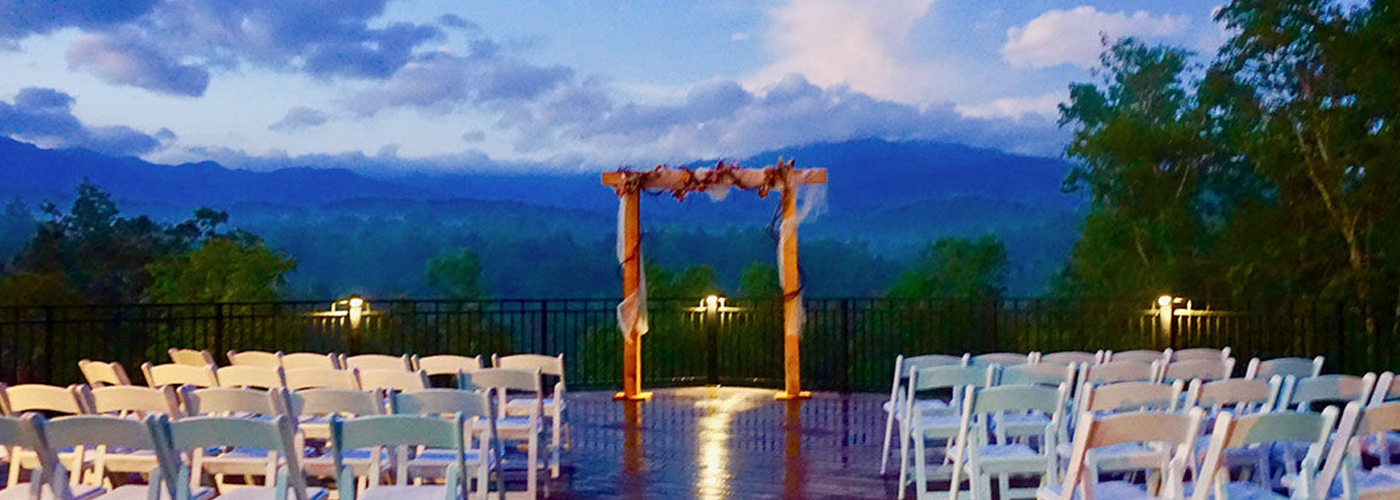 https://smokeymountainwedding.org/Library/sliders/bootstrap-slider/images/SmokyMountainsDreamWedding.jpg